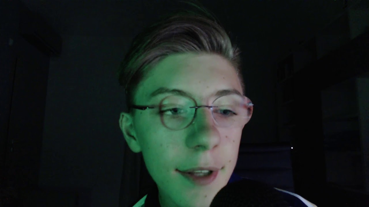 mi presento in asmr