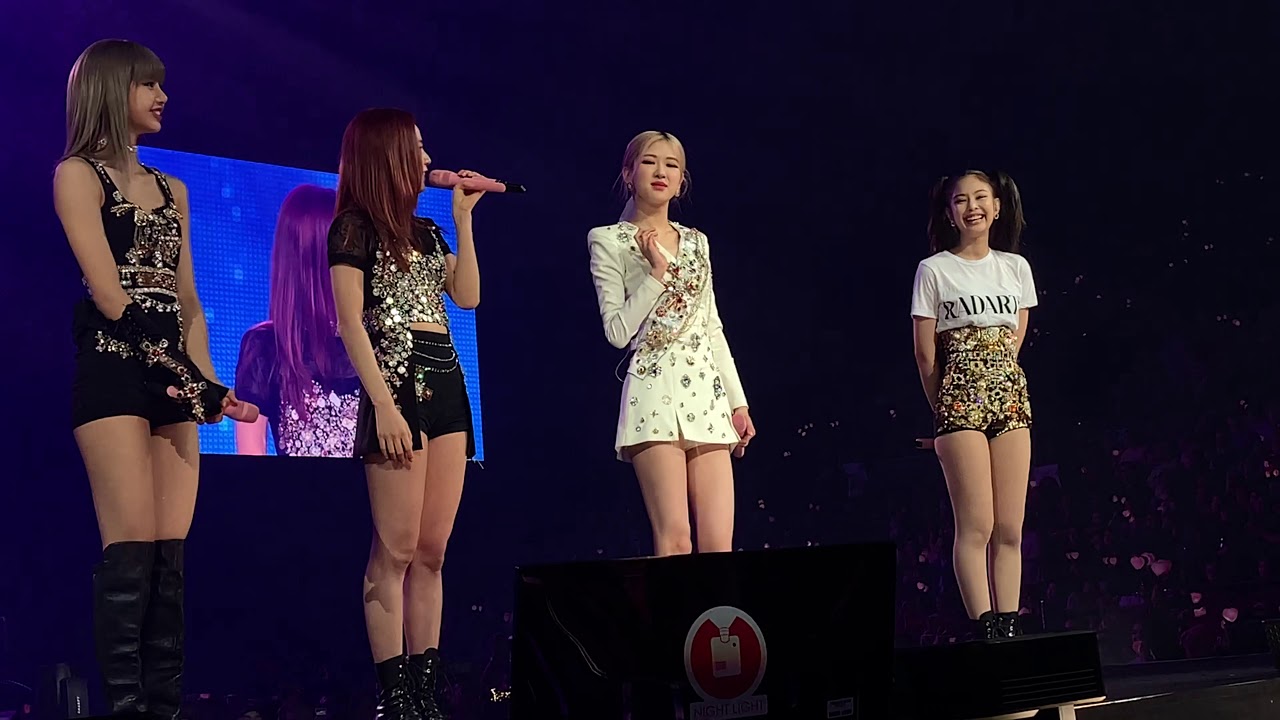 BLACKPINK In Your Area Tour : Fort Worth Texas . KICK IT & Fan interactions