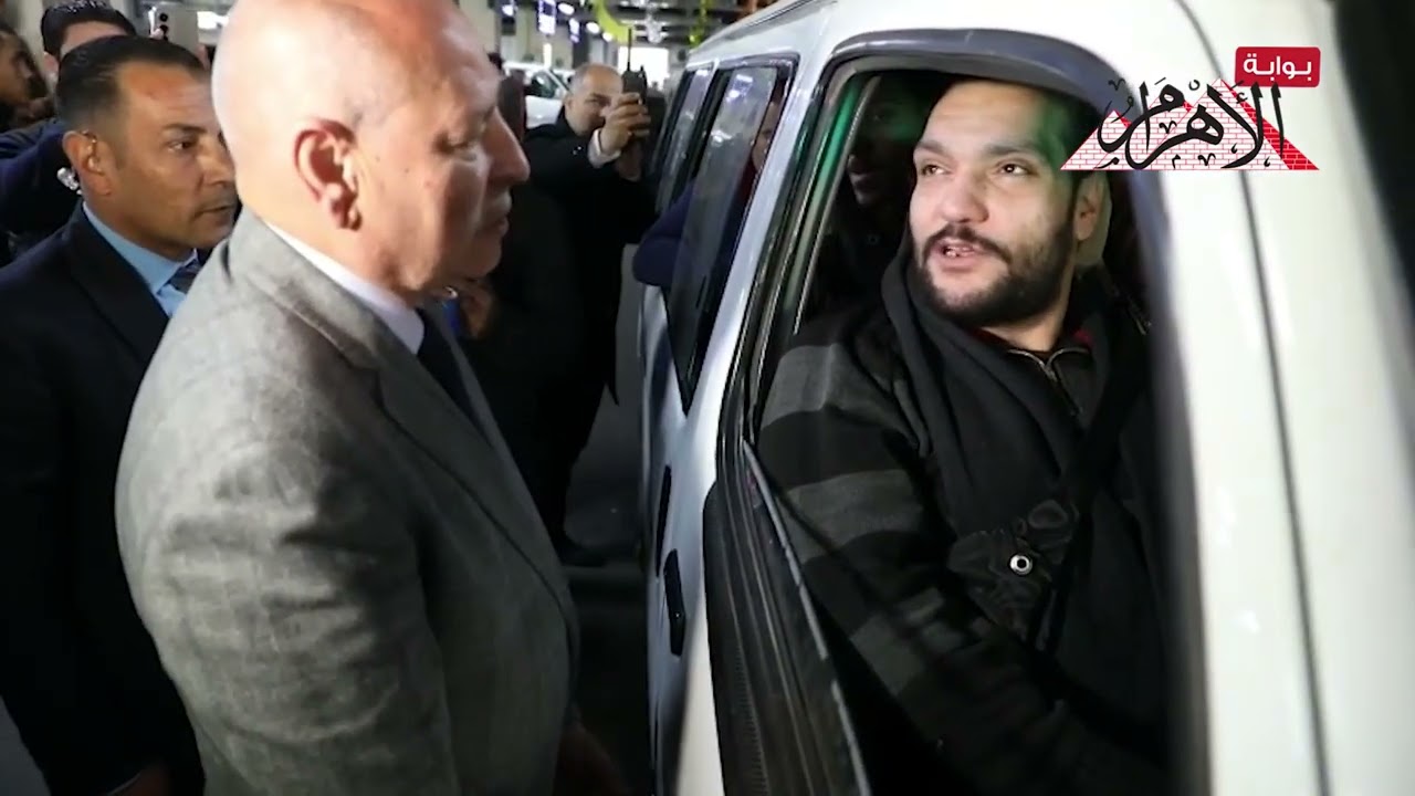 محافظ القاهرة يتفقد عددا من مواقف النقل الجماعي