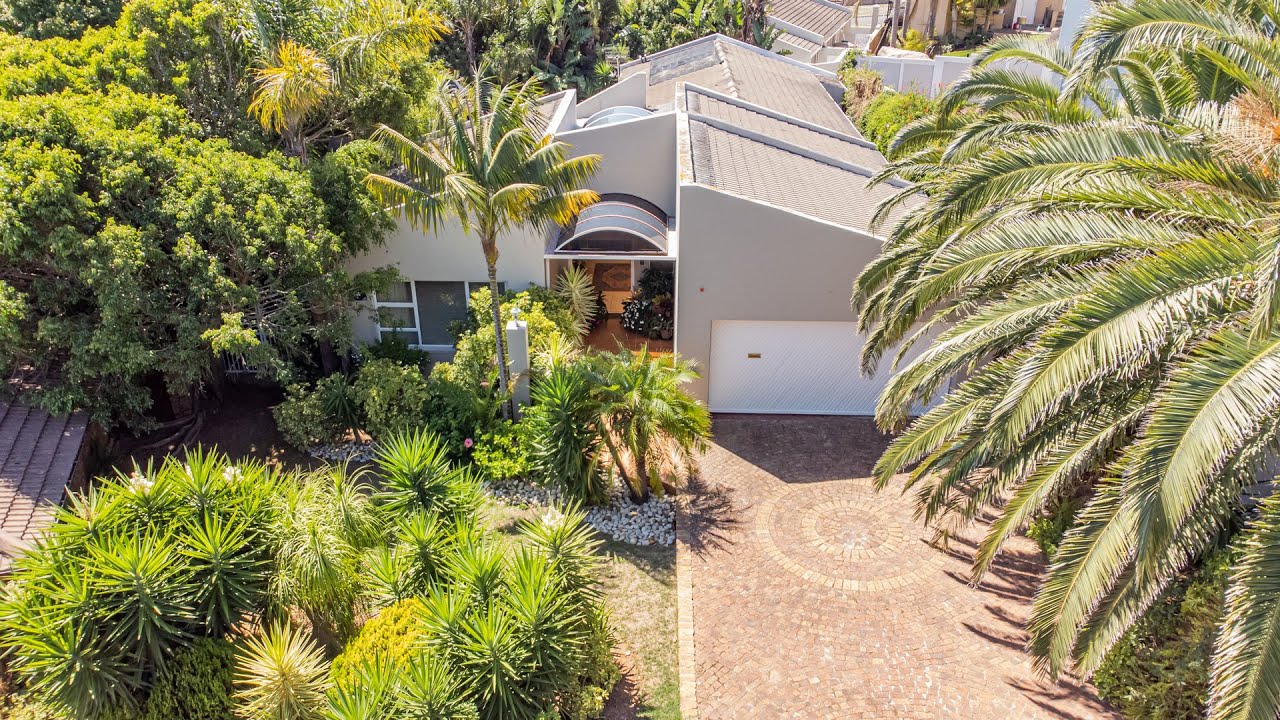 RE MAX Unlimited - Duvan Botha - 5 Witsuikerbos Street - Protea Valley