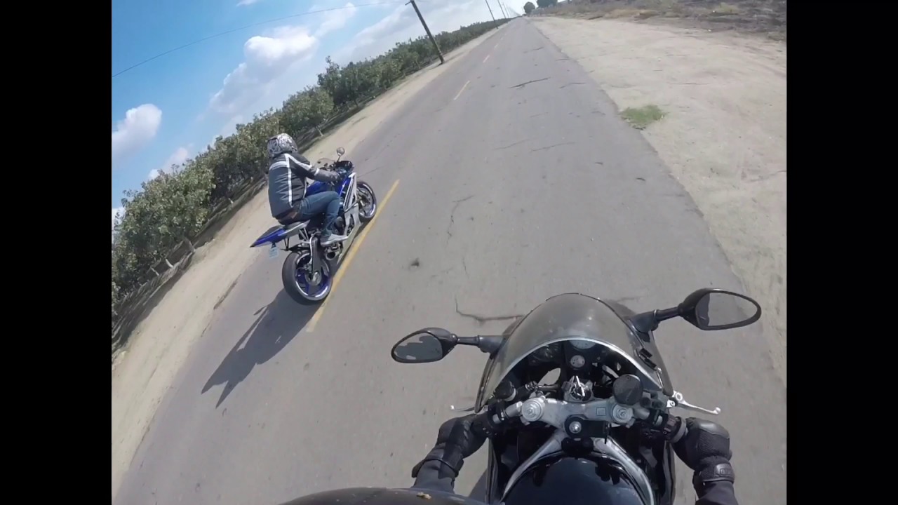 Yamaha R6 vs honda Superhawk