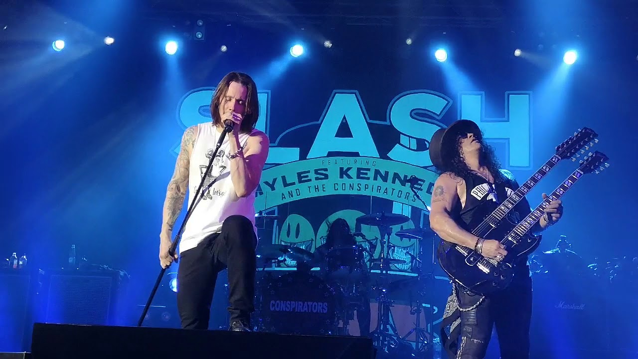 Slash feat. Myles Kennedy + The Conspirators 