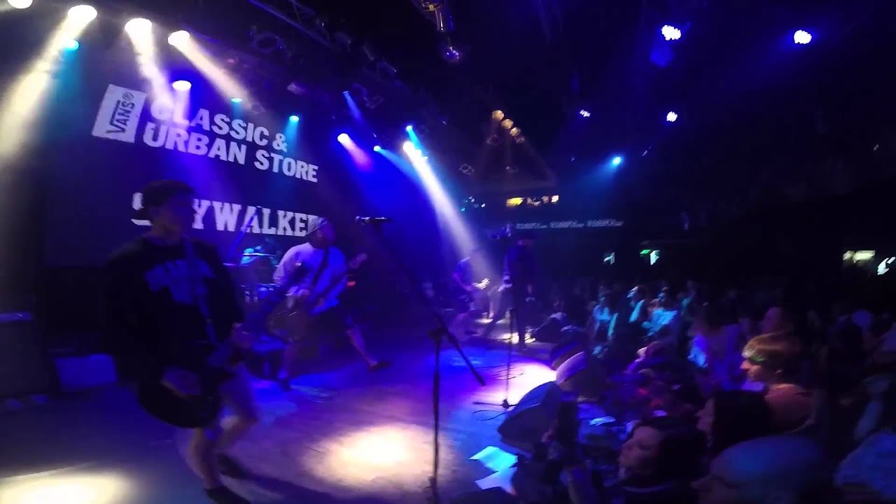 Skywalker - Intro + Island @ Lucerna Music Bar