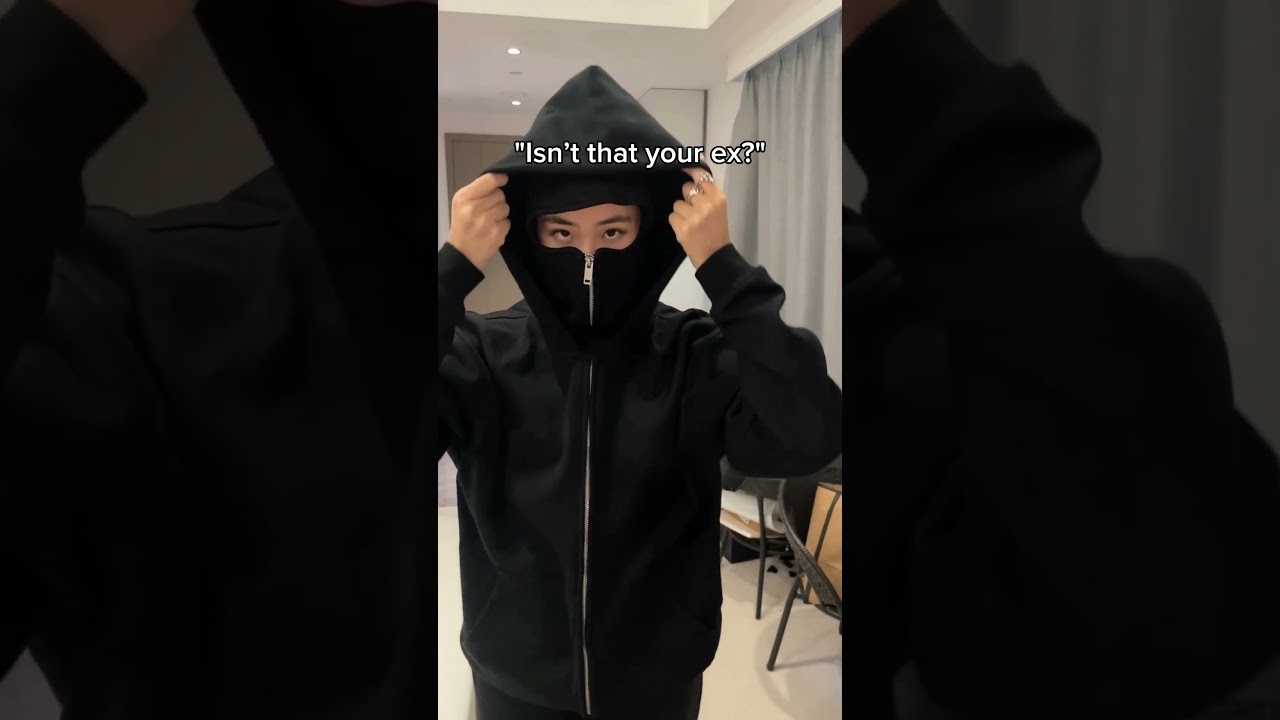 Comment &ldquo;HOODIE&rdquo; and we send you the link with 50%OFF.