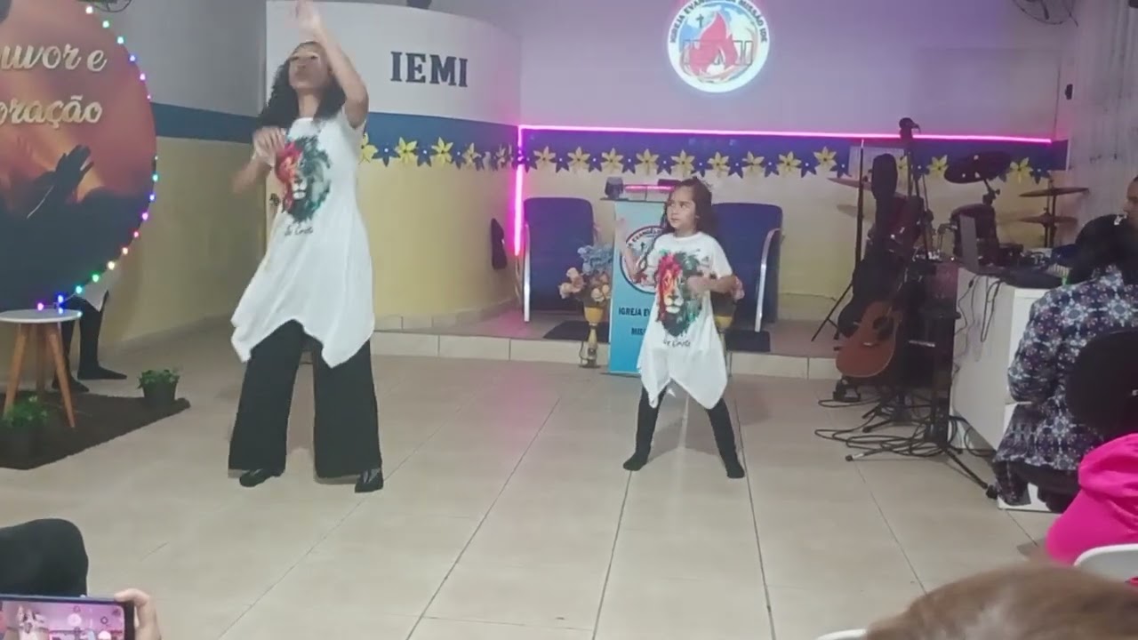 Vigia/ Kauany e Manu 