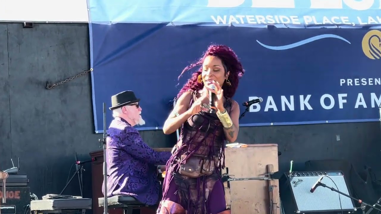 Kat Riggins & Her Blues Revival perform "Southern Soul" from her Cd REVIVAL Saturday Dec. 7th 2024