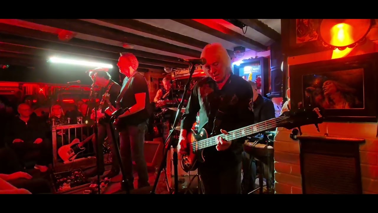 FM Upclose @ Barnoldswick 7th December 2025