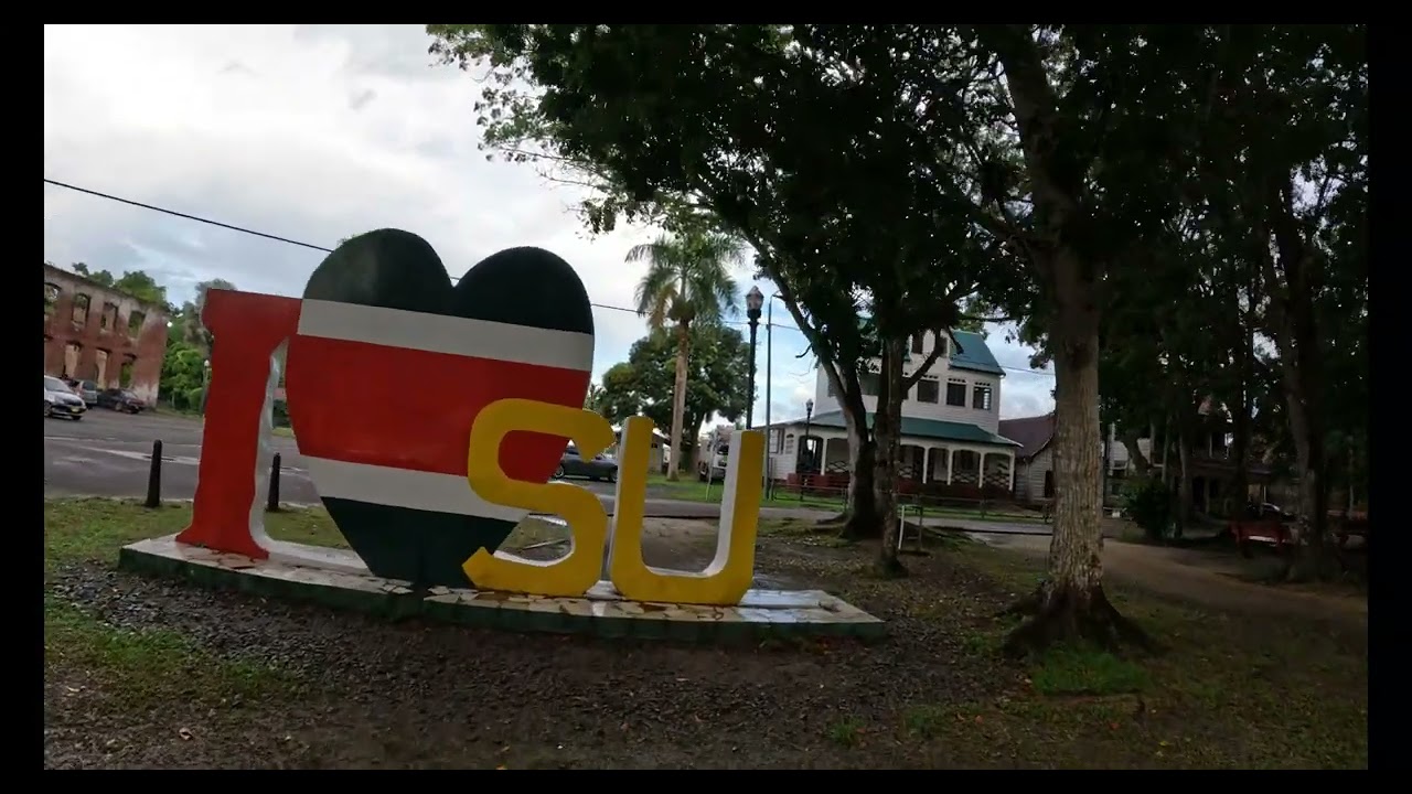 🚶Centro Histórico de Paramaribo | Walking Tour 4K 🌍