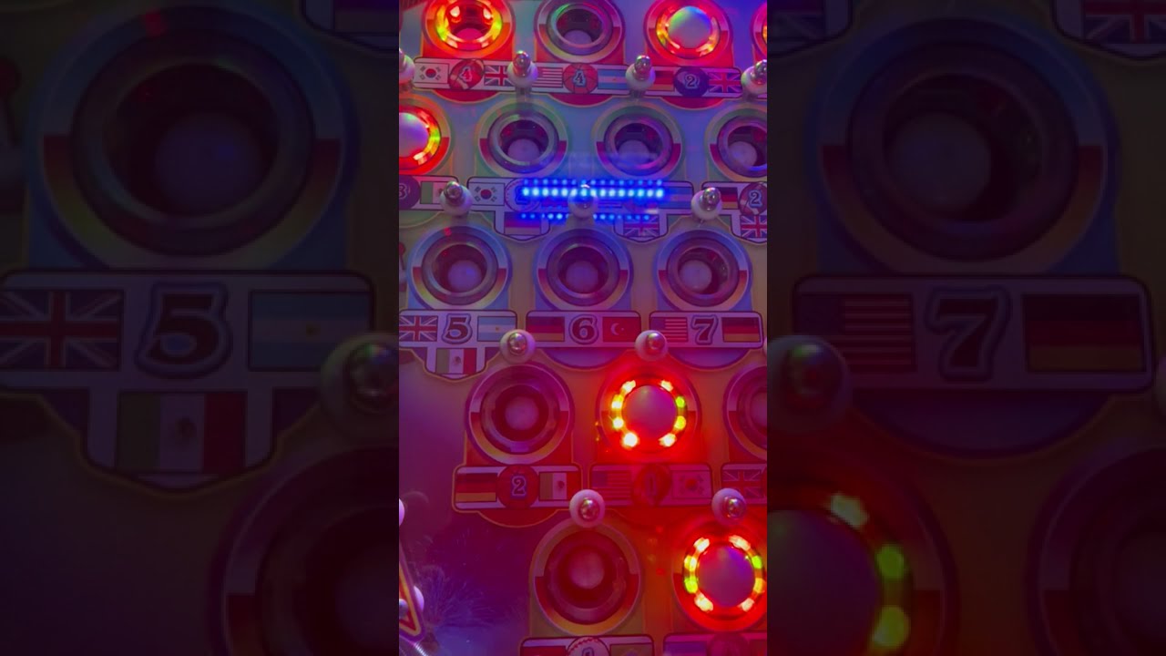 Tlahualiles Sahuayo Michoacán pinball máquina 567 bolas rodillos La Chola 7 y coco parte3 12/26/2025