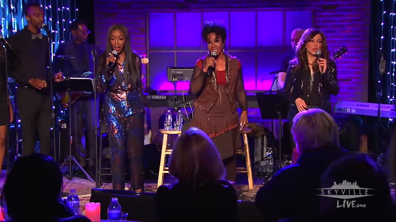 Gladys Knight, Martina McBride & Estelle with 