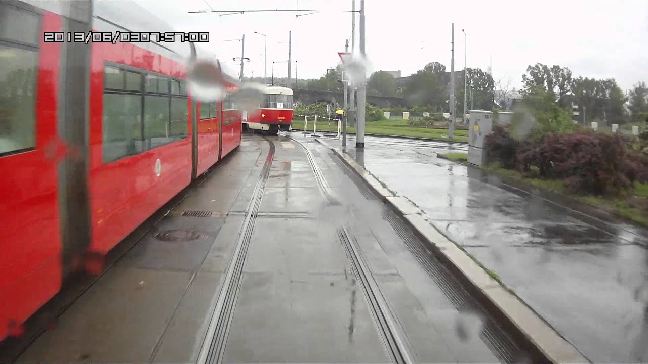 Povodně Praha 2013- Náhradní doprava za metro X-C