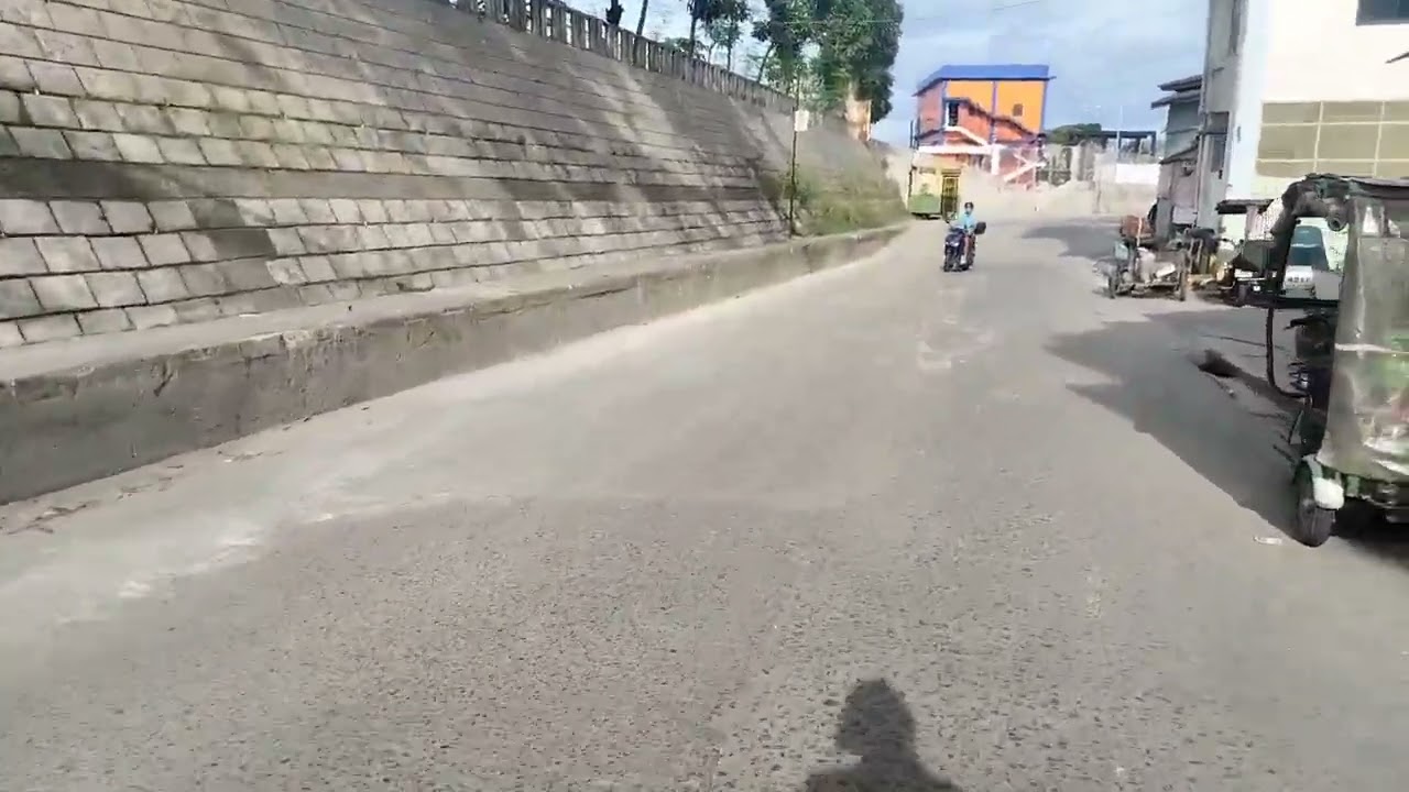 Masarap mag palipad ng saranggola 