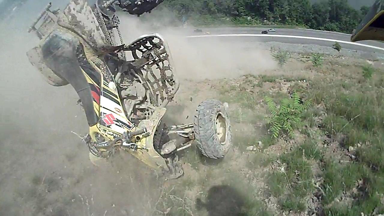 [HILLCLIMB OHIO] My Quad tumbles down Lookout, Extreme close call, 7-19-15 Wellsville, Oh