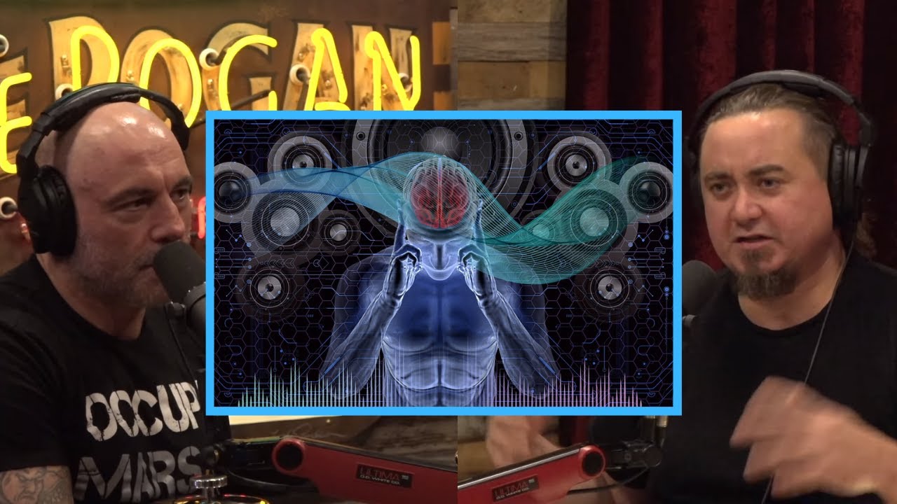 A Strange Acoustic Resonance Emits From the Pyramids