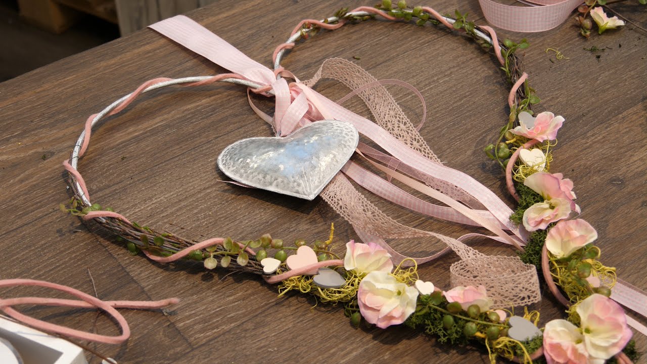 DIY-Dekoherz als Geschenk für Hochzeit, Geburt & Muttertag - eine Tür- und Fenster-Deko-Idee