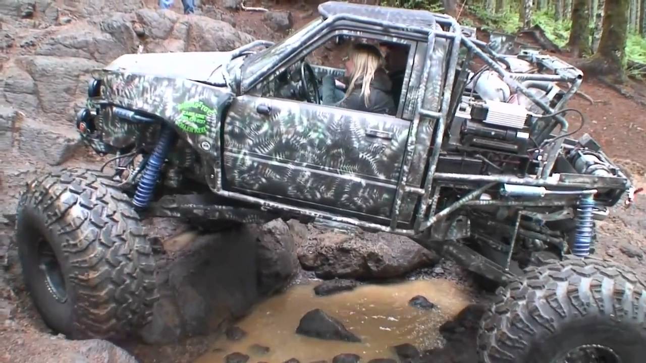 Warn Industries and Pirate 4x4 TV: Wheeling in Tillamook State Forest