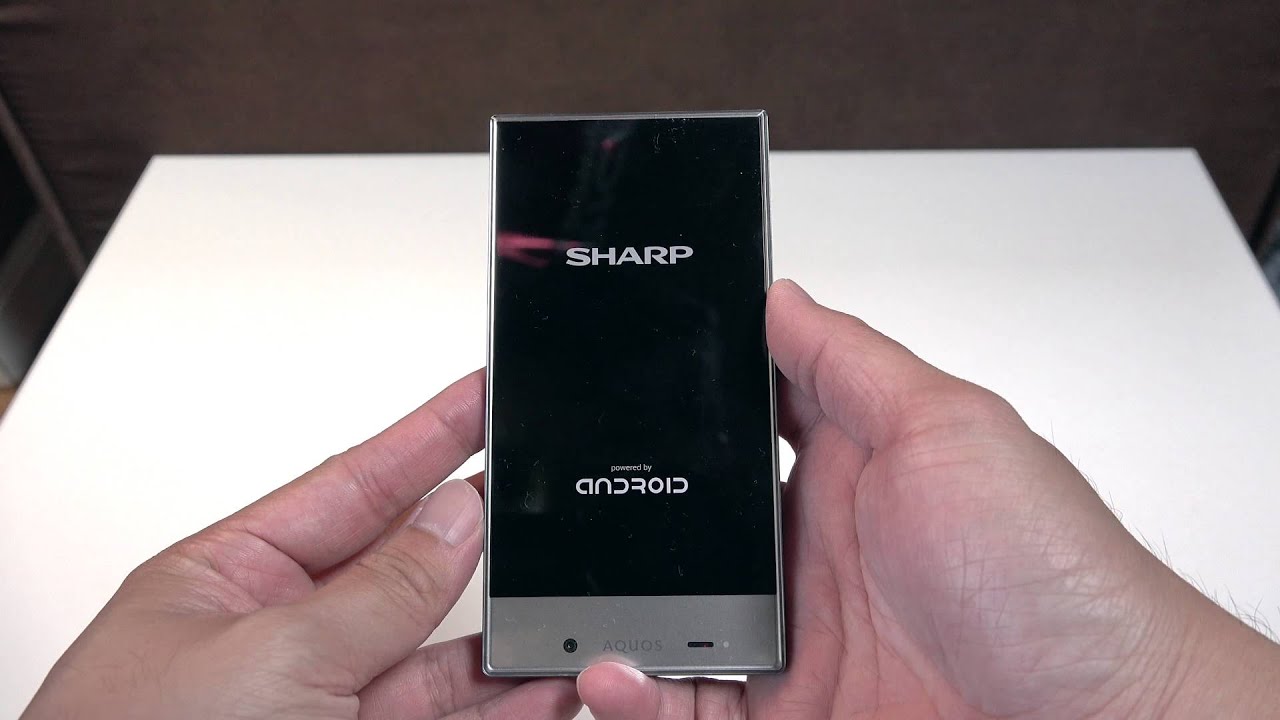 Sharp Aquos Crystal - Smartphone with Bezeless Display