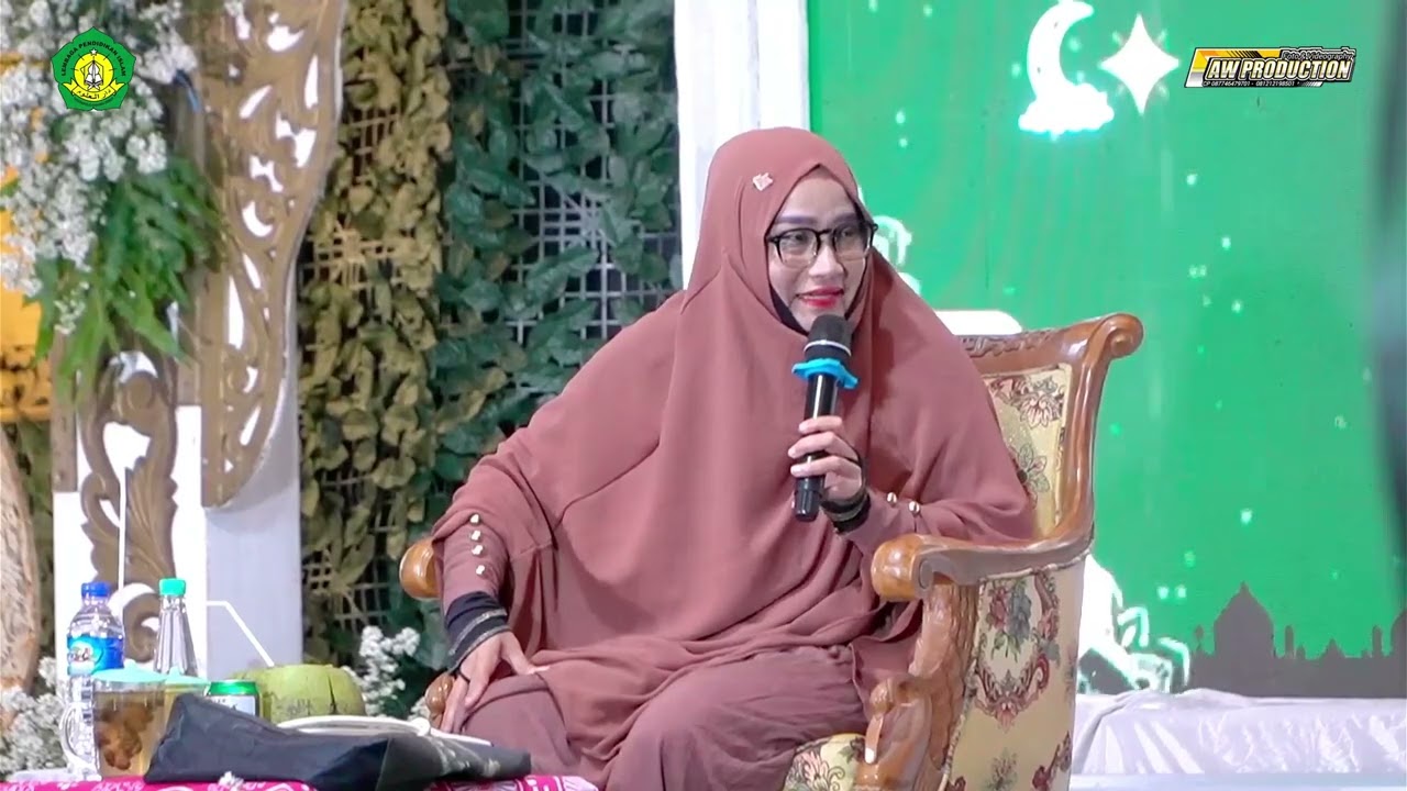 Ustadzah Eka Nurhadi, AH Penceramah Dari Grobogan Part 1_Khotmil Qur'an Pon Pes Darul Ulum Tridon