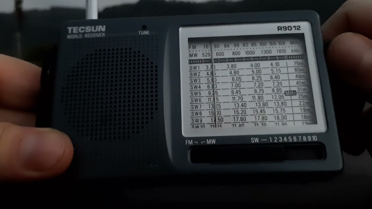 Tecsun R9012 Shortwave  Test Scanning All the Bands - Whip only - Southern Germany #swl #tecsun