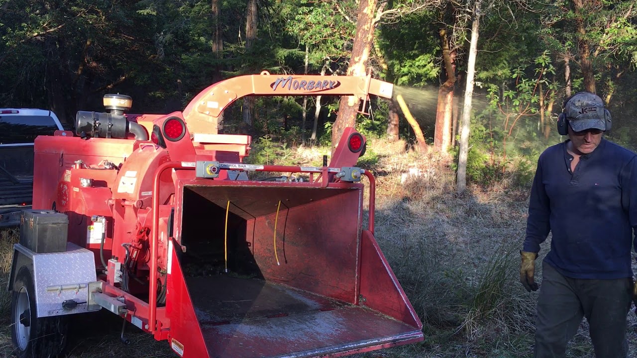 09 Morbark Storm 12 Chipper demo