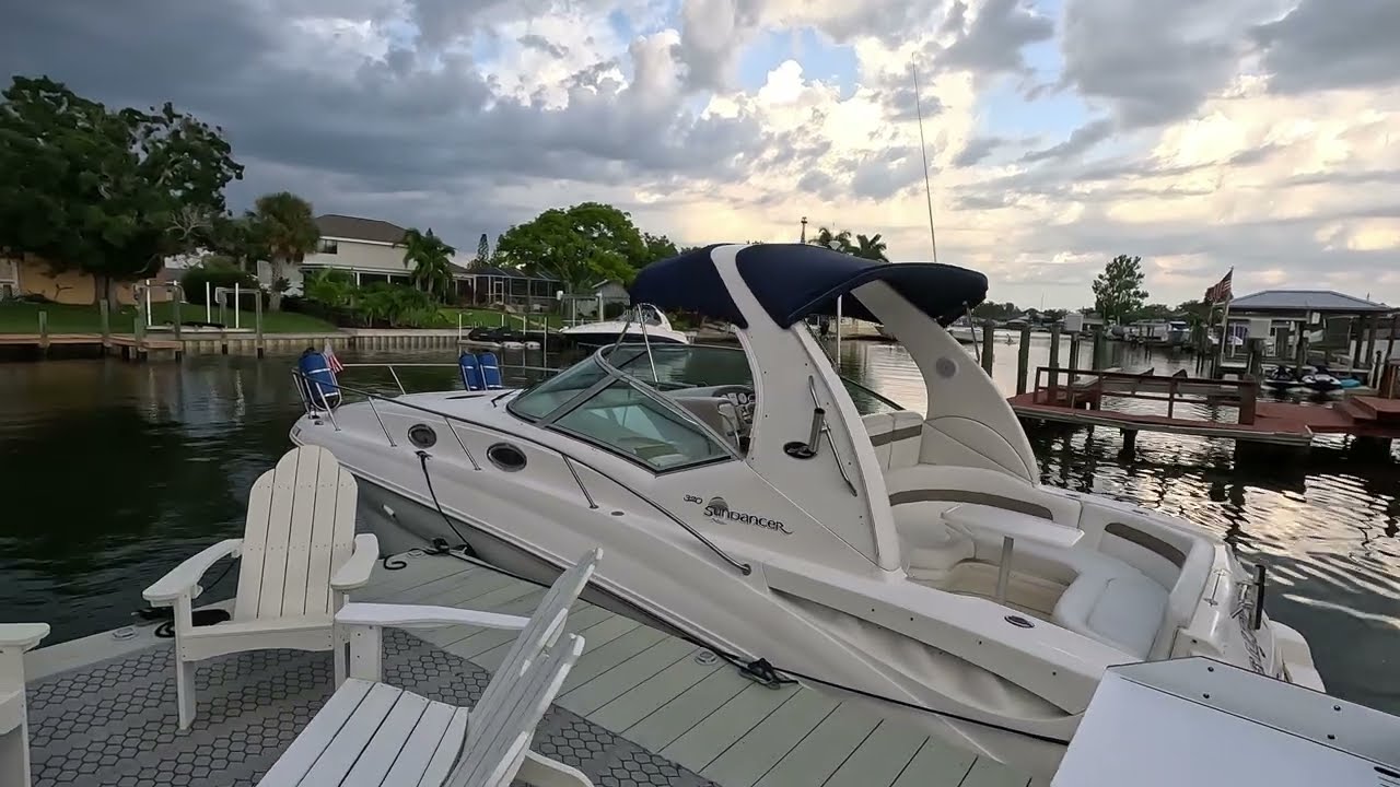 2005 Sea Ray 320 Walkthru