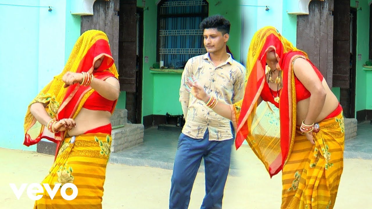 Veena Shastri - Mere Raja Halke Bulat Bhari Moku Dar Lage Dehati Dance Video (Music Video)