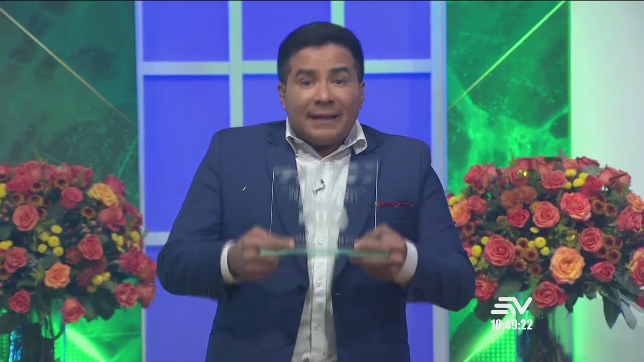 Henry Bustamante, mejor conductor de programa de variedades