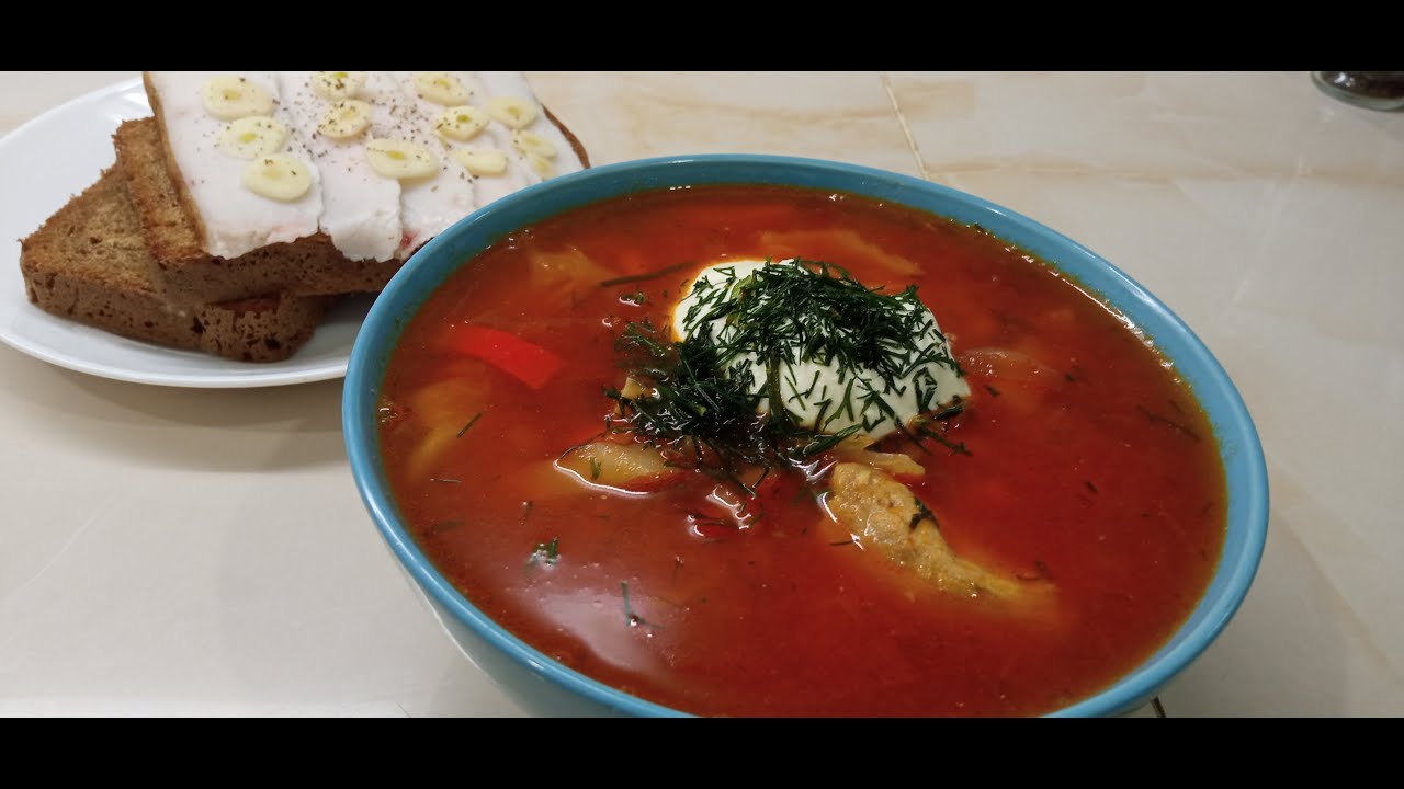 БОРЩ УКРАЇНСЬКИЙ З М'ЯСОМ. UKRAINIAN BORSCH WITH MEAT.