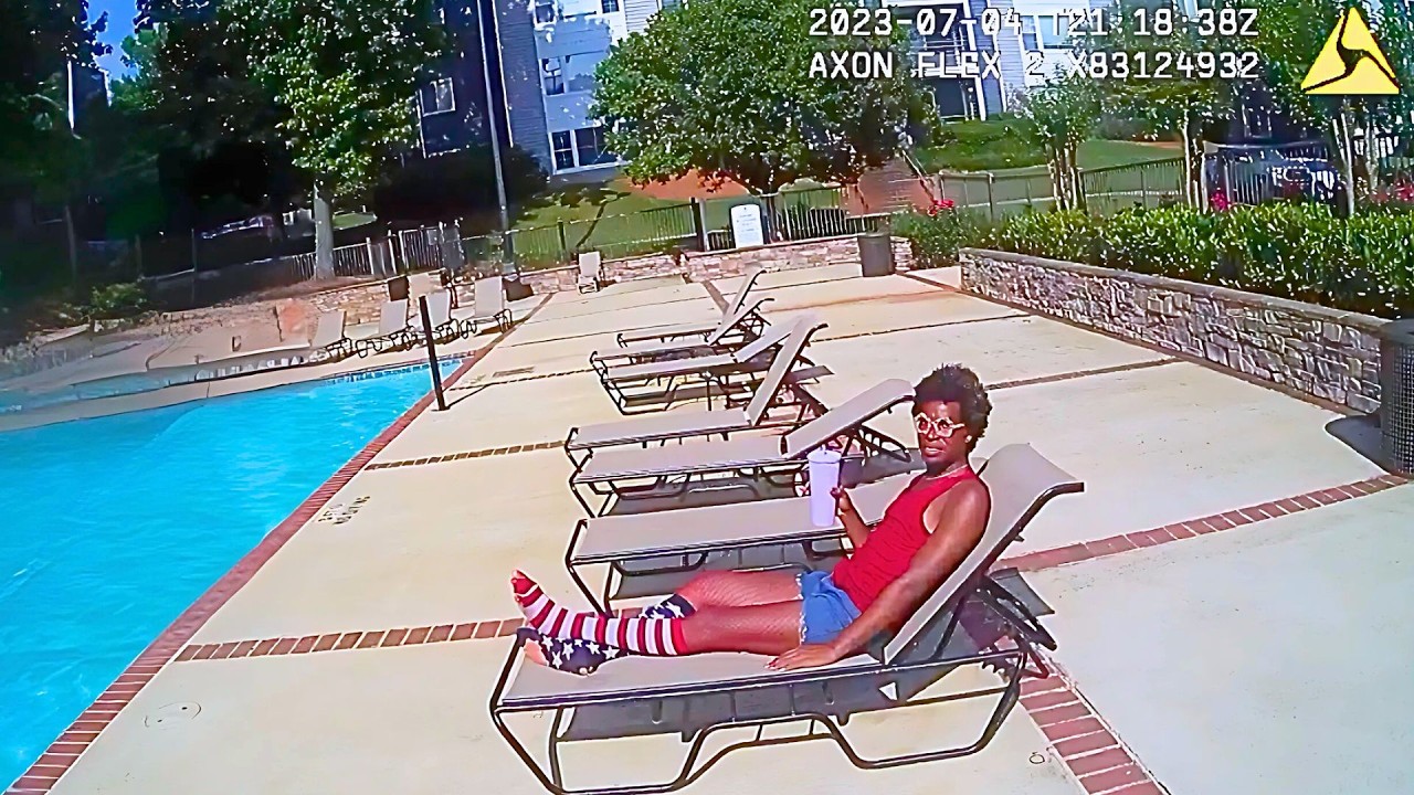 Man Tries To Steal Girl&rsquo;s Boyfriend On 4th Of July, Doesn't End Well