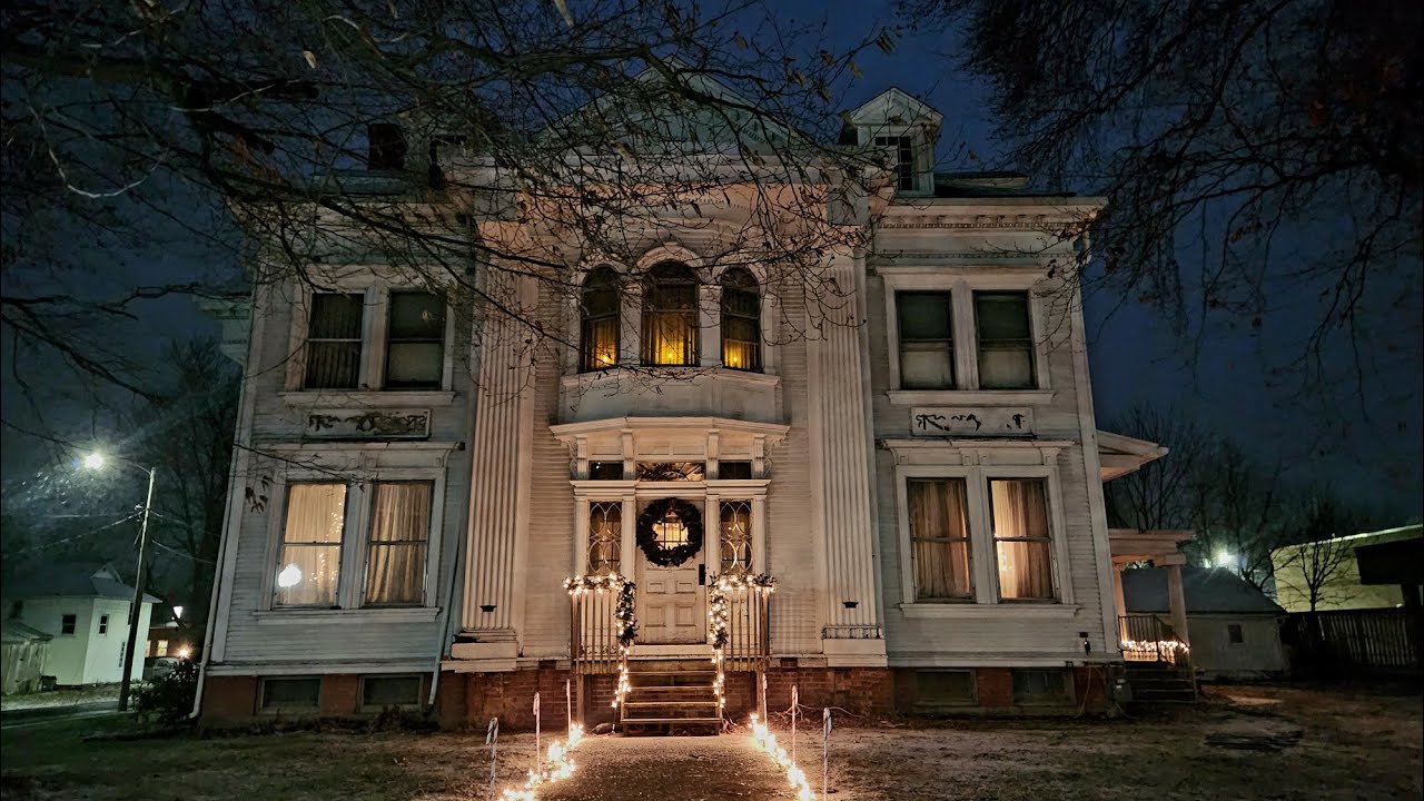 Investigating The Haunted Gill House!!