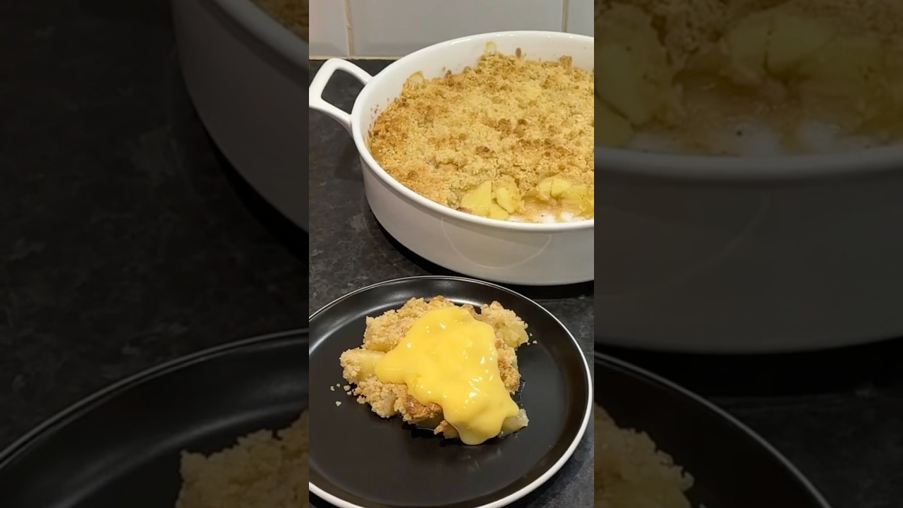 Apple Crumble recipe by Tehmina ka kitchen #recipe #food #reels