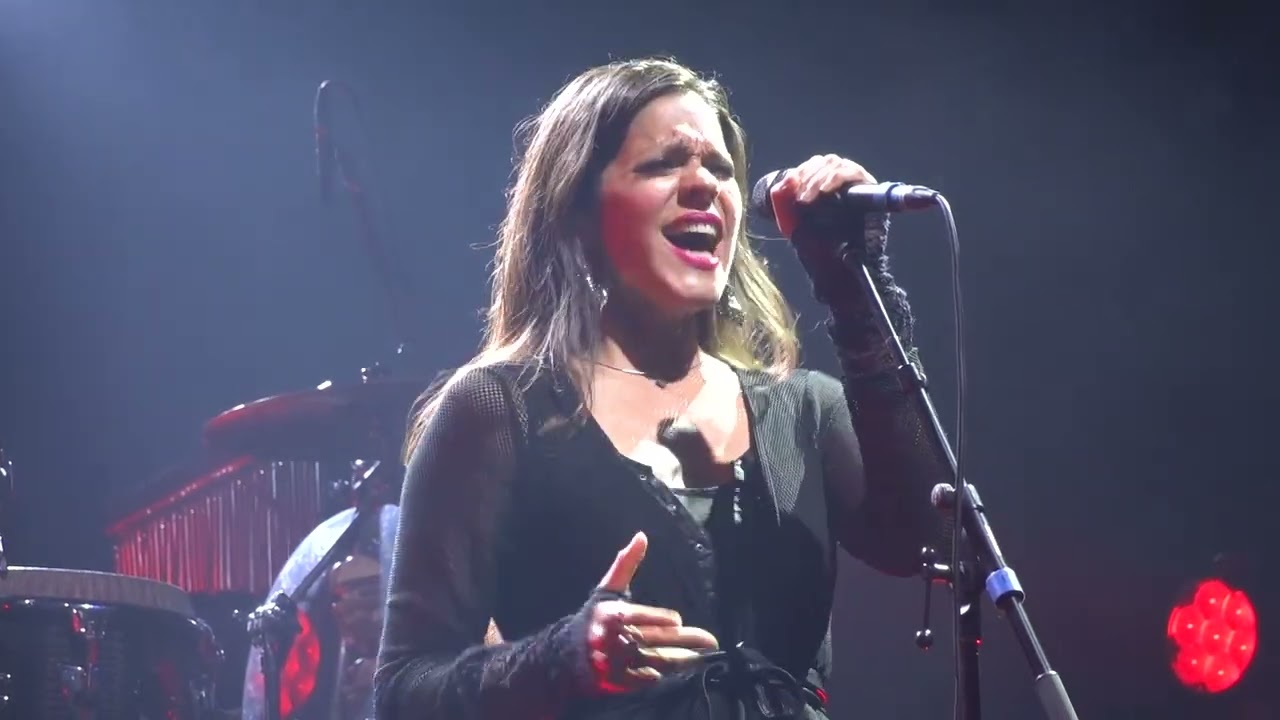 Brit Floyd Live 2024 🡆 The Great Gig in the Sky ⬘ Eva Avila 🡄 May 31 ⬘ Houston, Texas