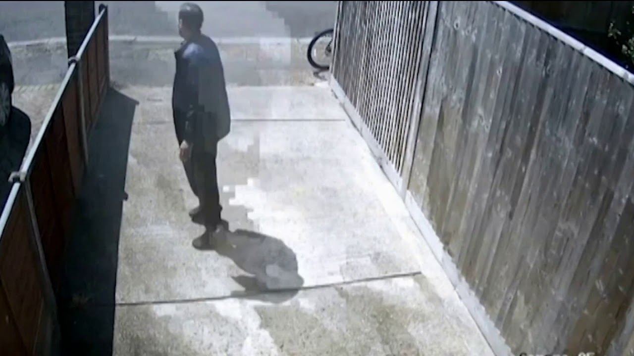 security camera caught robbery &ndash; Los Angeles, ca - USA
