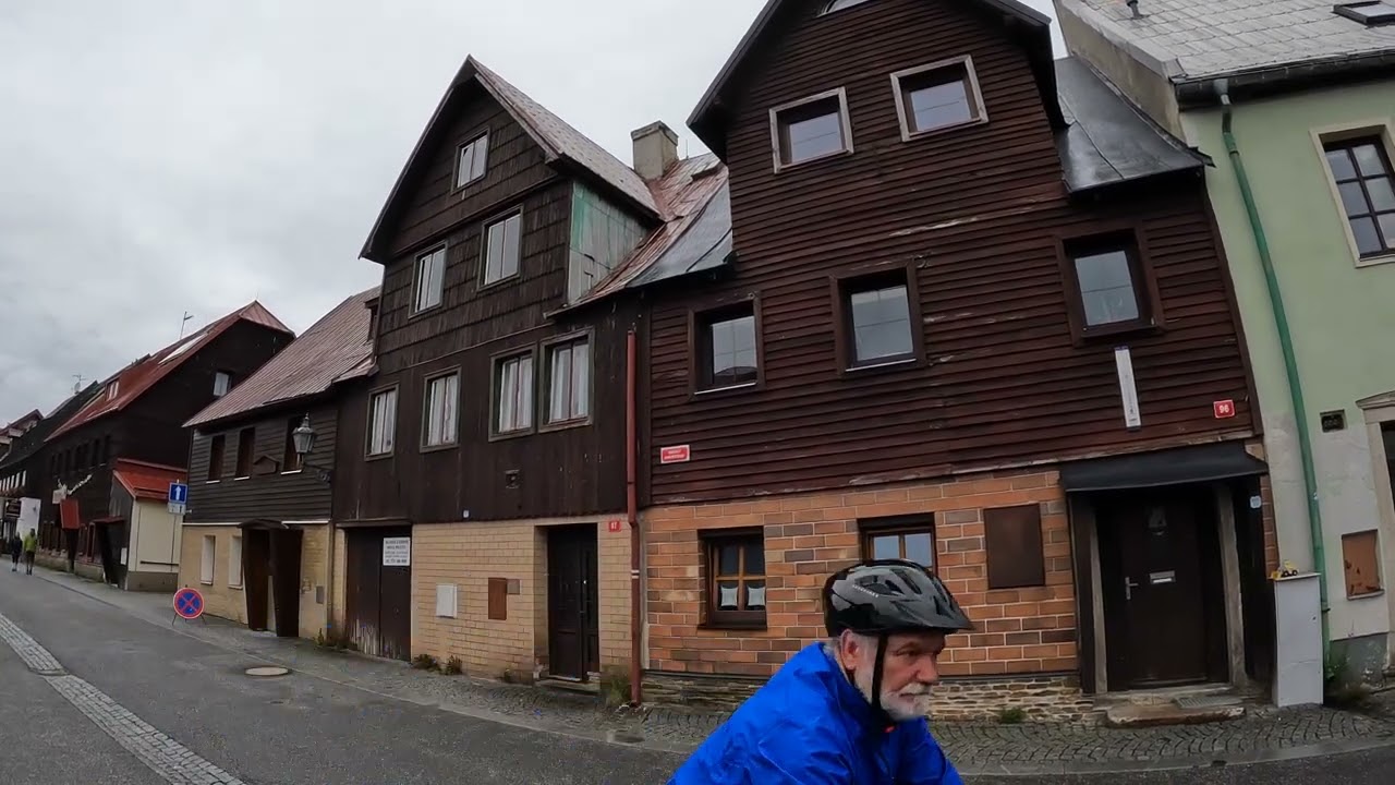 CZ: Boží Dar (Gottesgab). Karlovarský kraj. Eindrücke aus der Stadtmitte. Juli 2024
