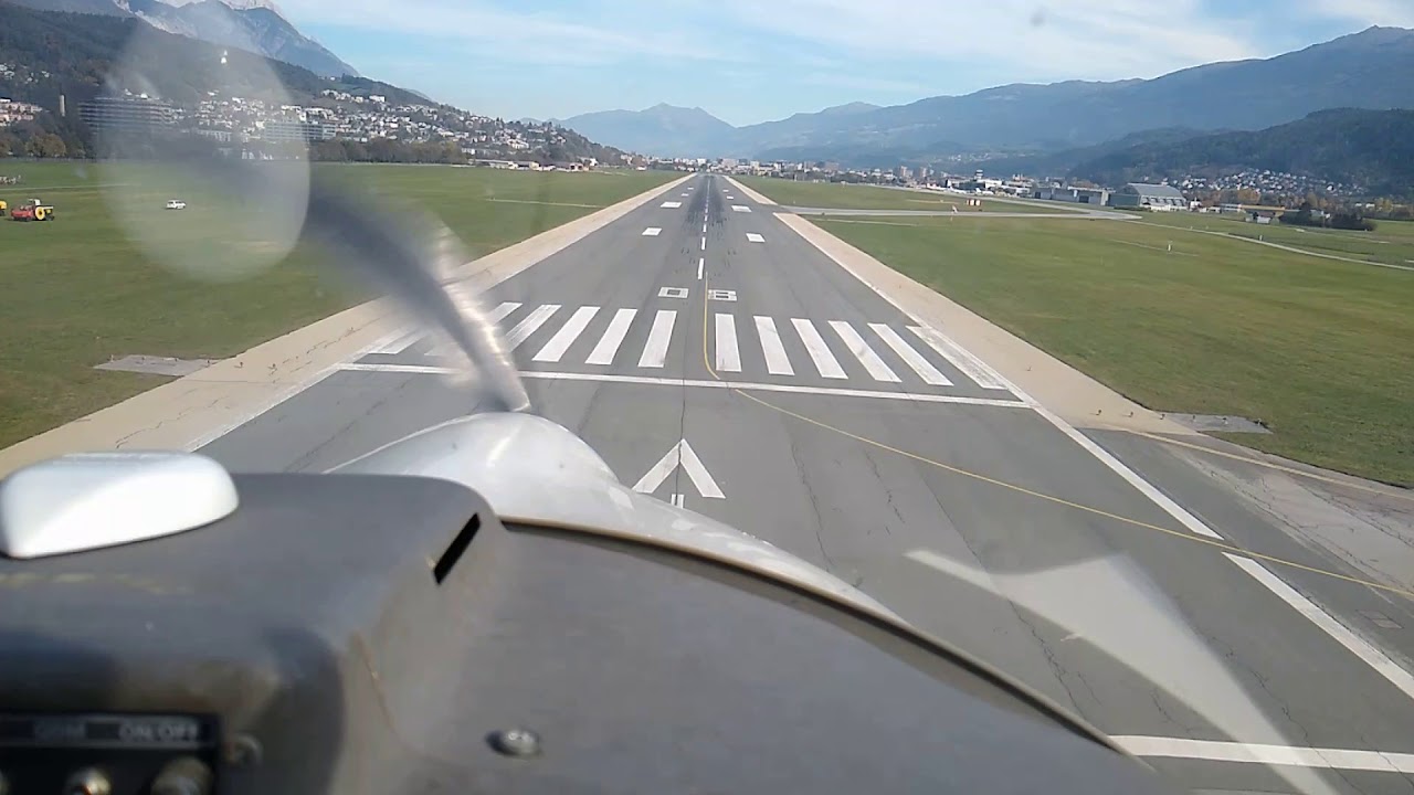 Landung Innsbruck Airport Diamond Katana DV20 Flughafenfest 2018