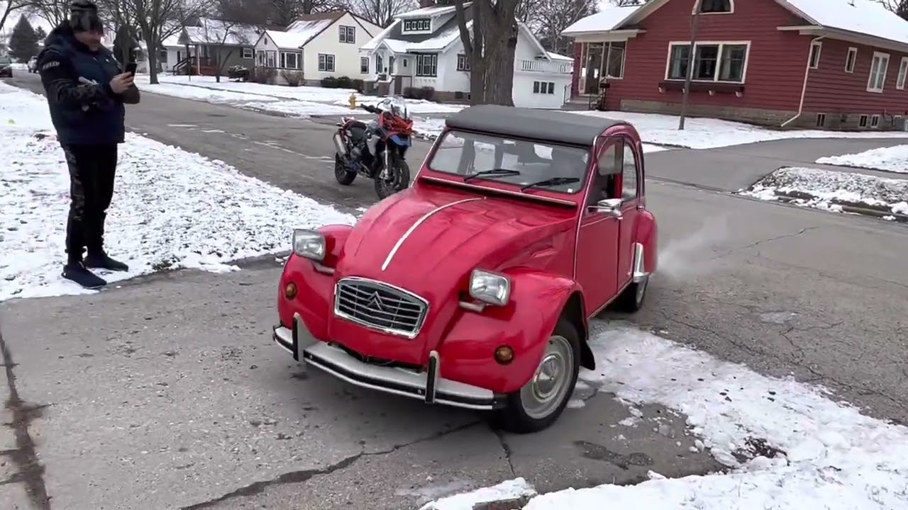Citroen 2cv delivery