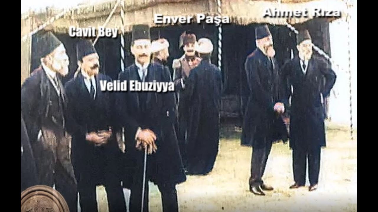1915 - Çanakkale Zaferi Kutlamaları Ve Enver Paşa [Renkli]
