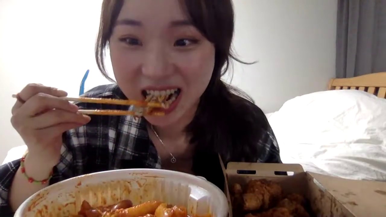 밍끼적 첫 라이브!!!! (엽떡+허니콤보 같이 먹을 싸람!!!)