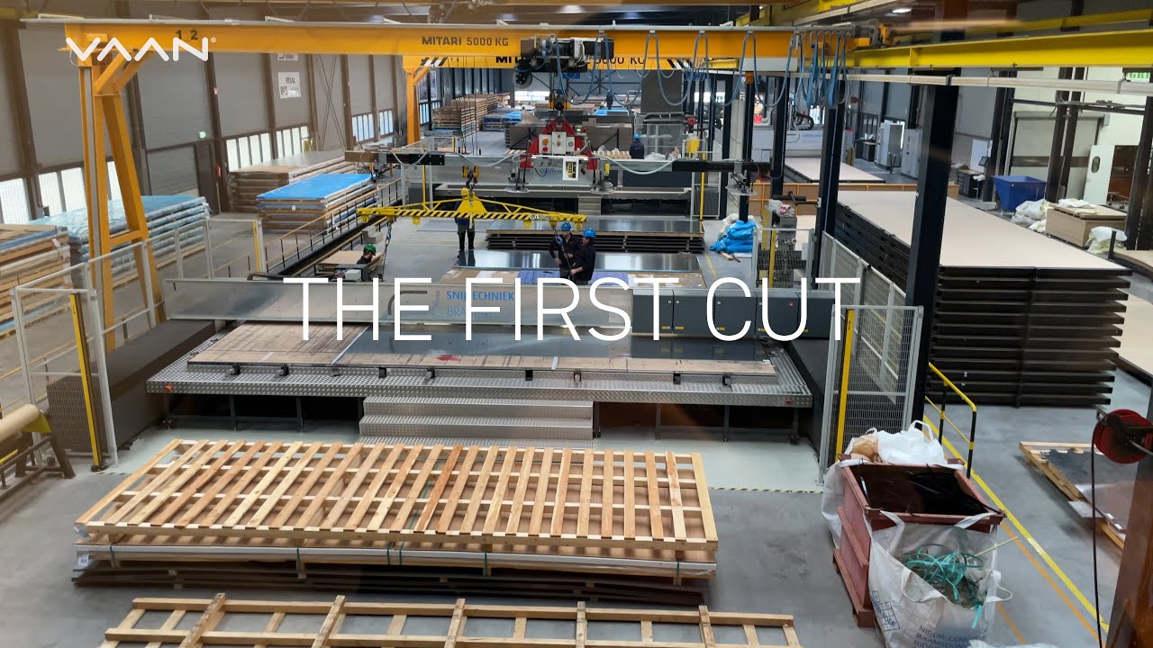 Vaan R4-01 - The First Cut