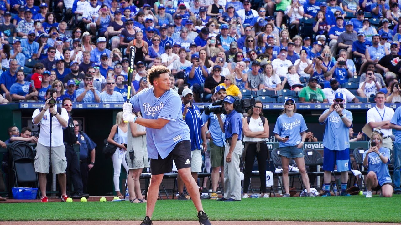 Patrick Mahomes and Paul Rudd hit home runs in Big Slick celebrity softball game