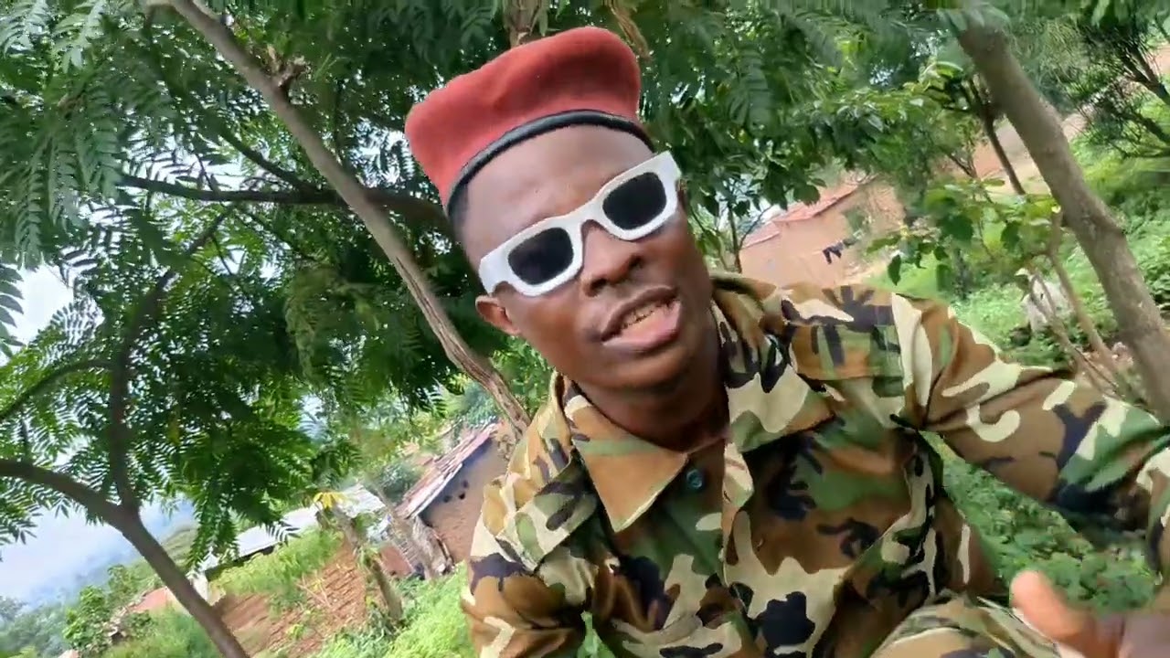 DeBAnde-_- by-_- ADUYI(Official visualiser)