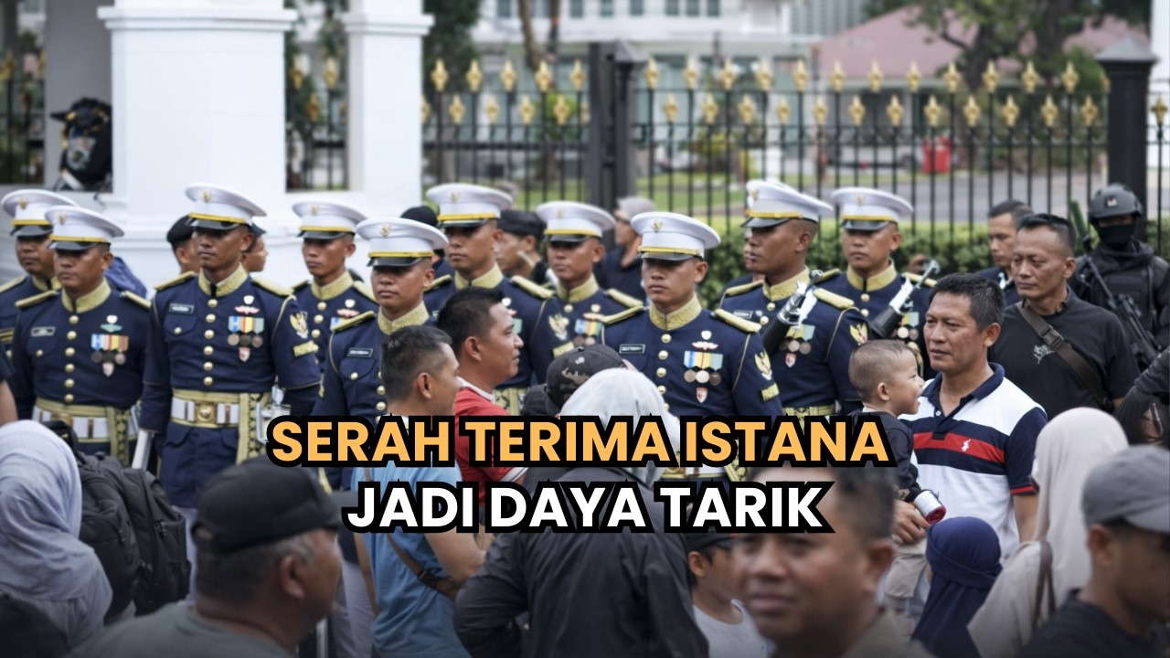 Upacara Serah Terima Pengawal Istana Jadi Daya Tarik Baru di Kawasan CFD