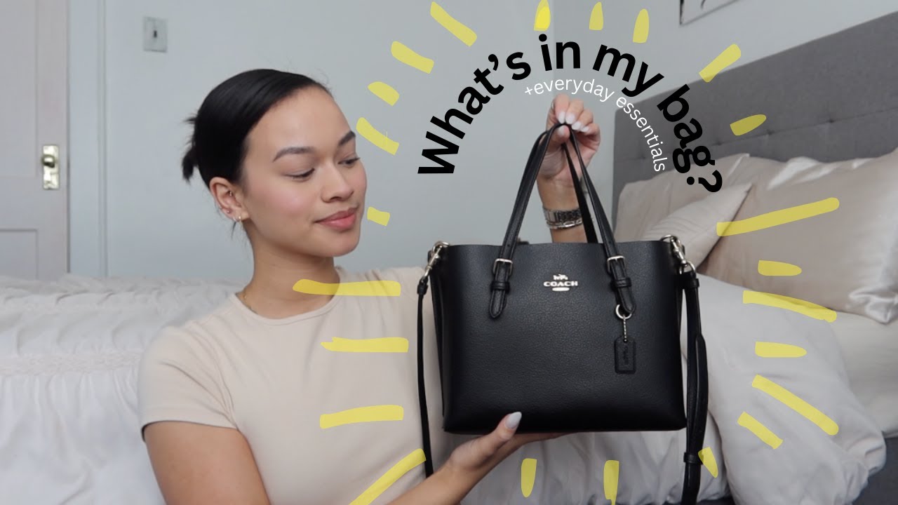 Whats in my bag+ essentials