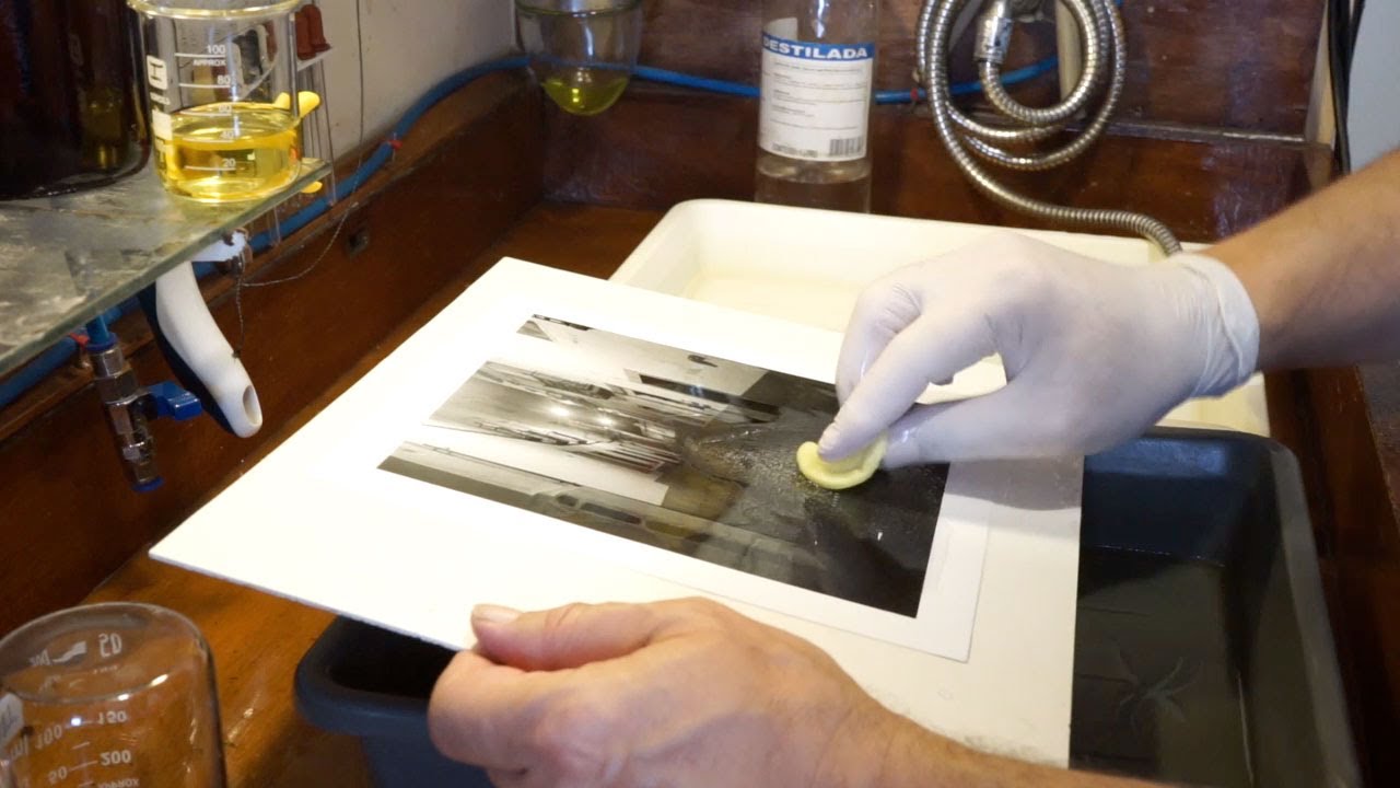 Photo retouching with local reduction