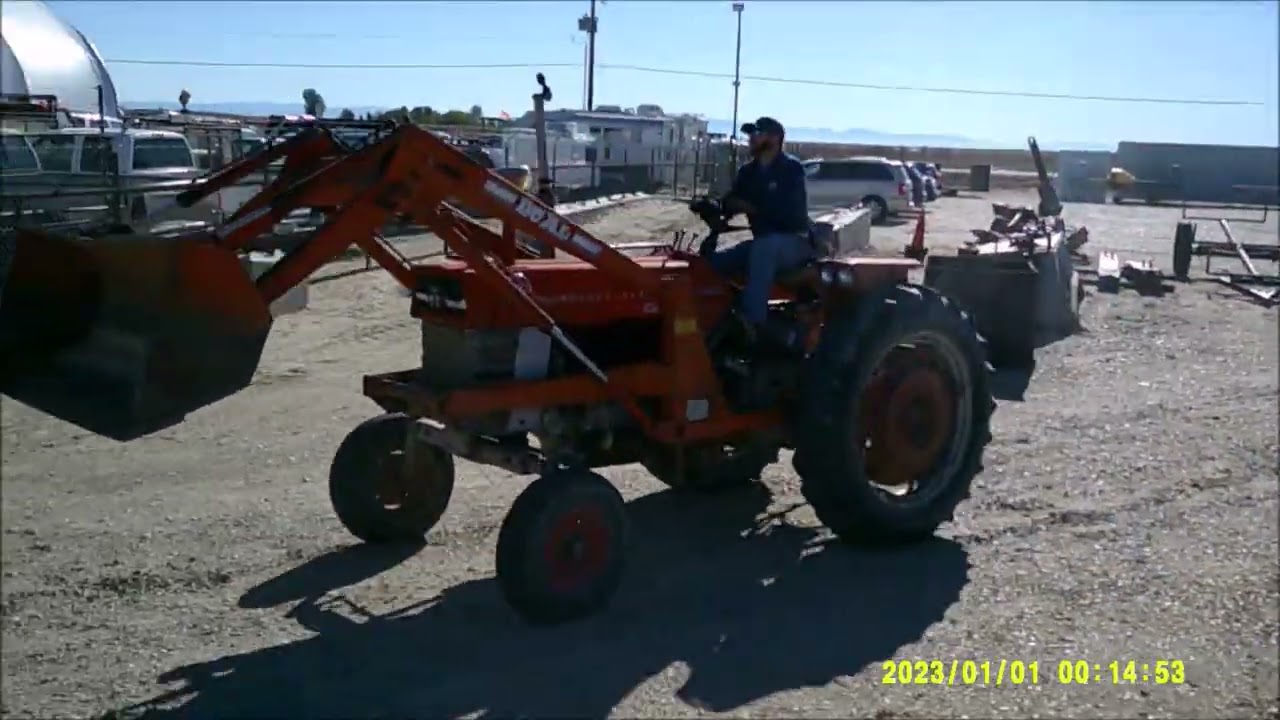 L 360MM Massey Ferguson 180 Tractor