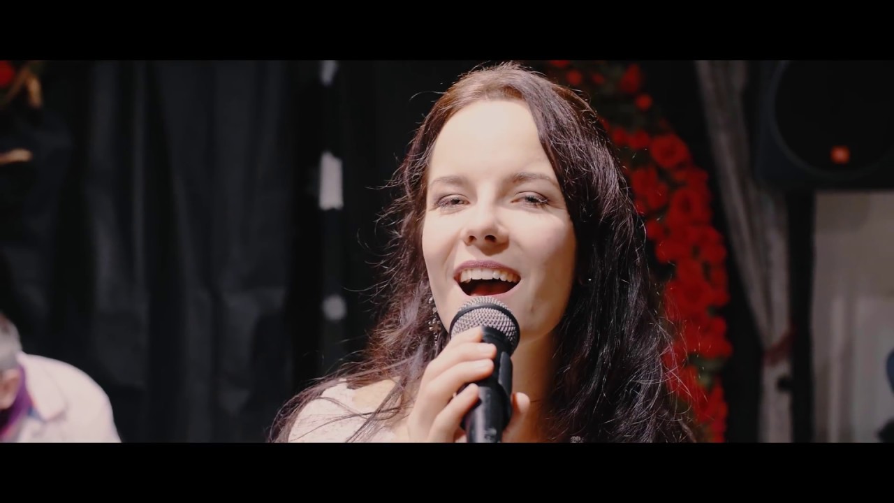Veronika Wildov&aacute; a Divoko: Holka, měla by ses vd&aacute;t!