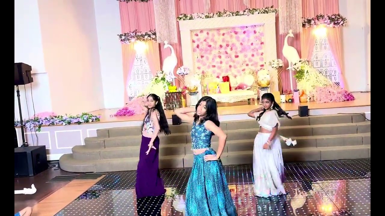 Indian Dance Performance | Chuttamalle | Aasa Kooda | Saki Saki | Snigdha | Janani | Nimisha 