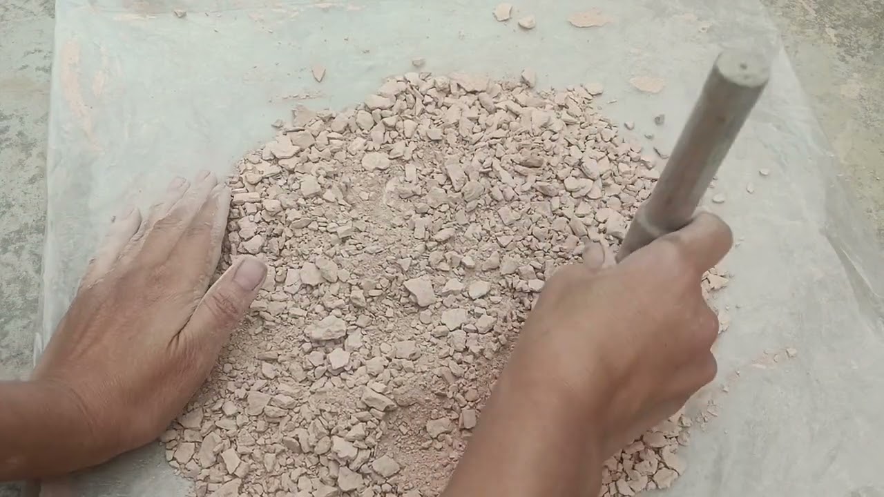 मिट्टी को तोड़ा बहुत मजेदार वीडियो पूरी देखिए प्लीज