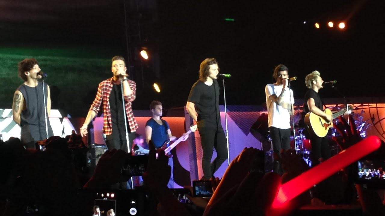 [HD] One Direction LIVE in Hong Kong - Night Changes 18-03-2015