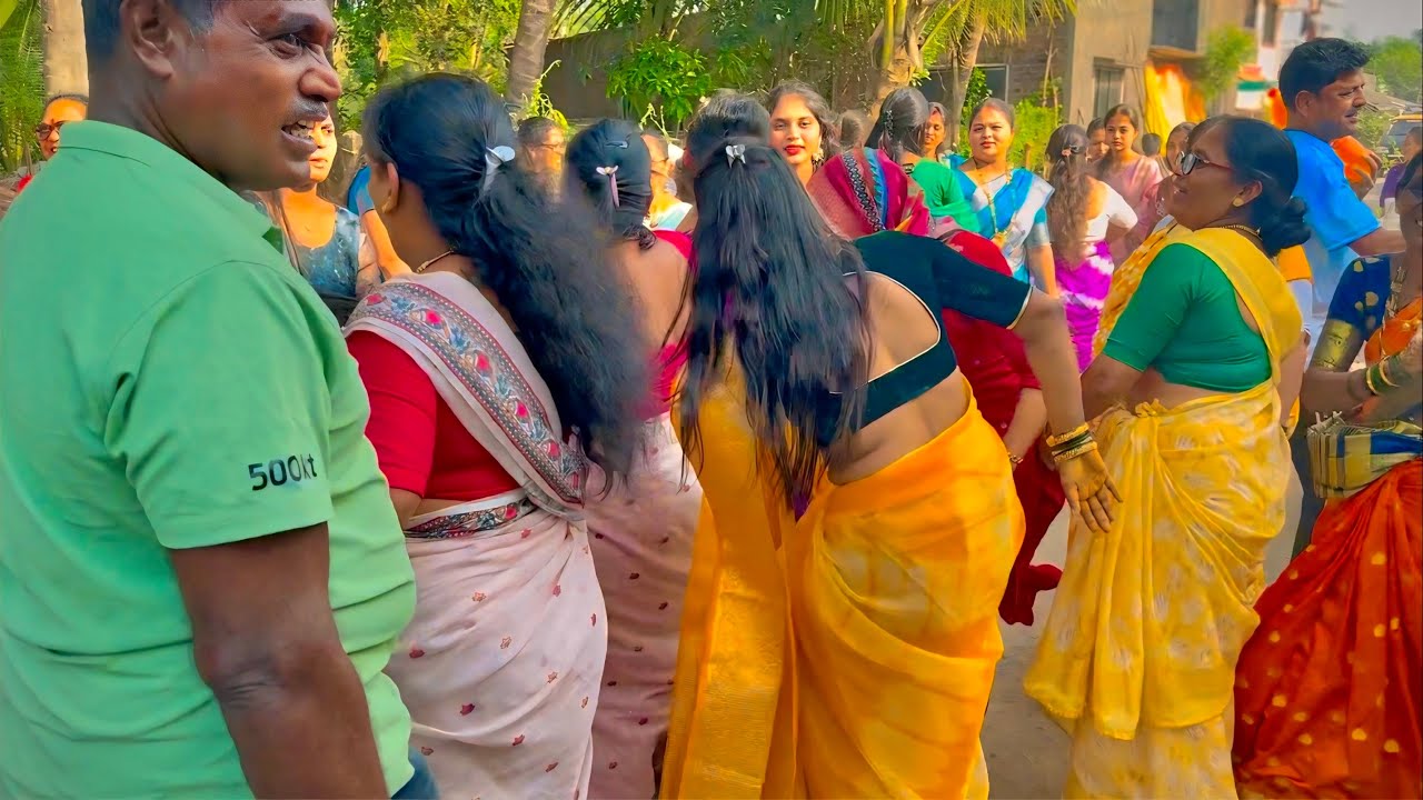 जर नाचणारे हौशी असणार तर PUBLIC ला नाचवणारे पण Banjo वाले भारी च असणार | Sai Swastik Musical Group 